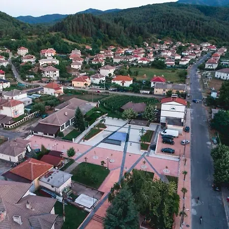 Pensionat бялата къща Kirkovo (Kardzhali)